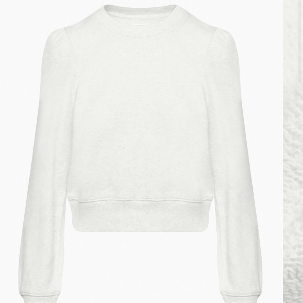 Aritzia sweater XS
